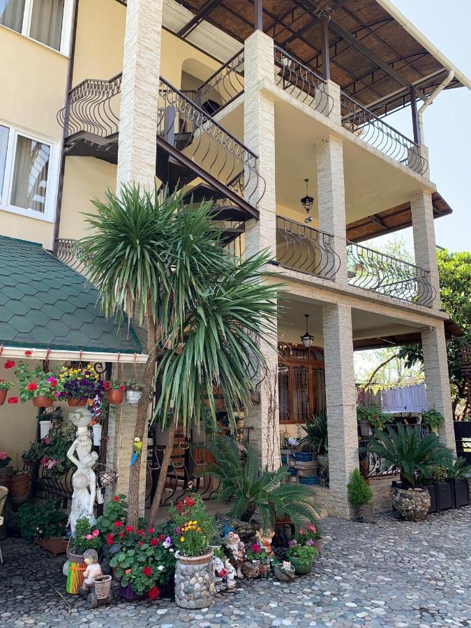 Guest House Aphyn Leto Gagra Exterior photo